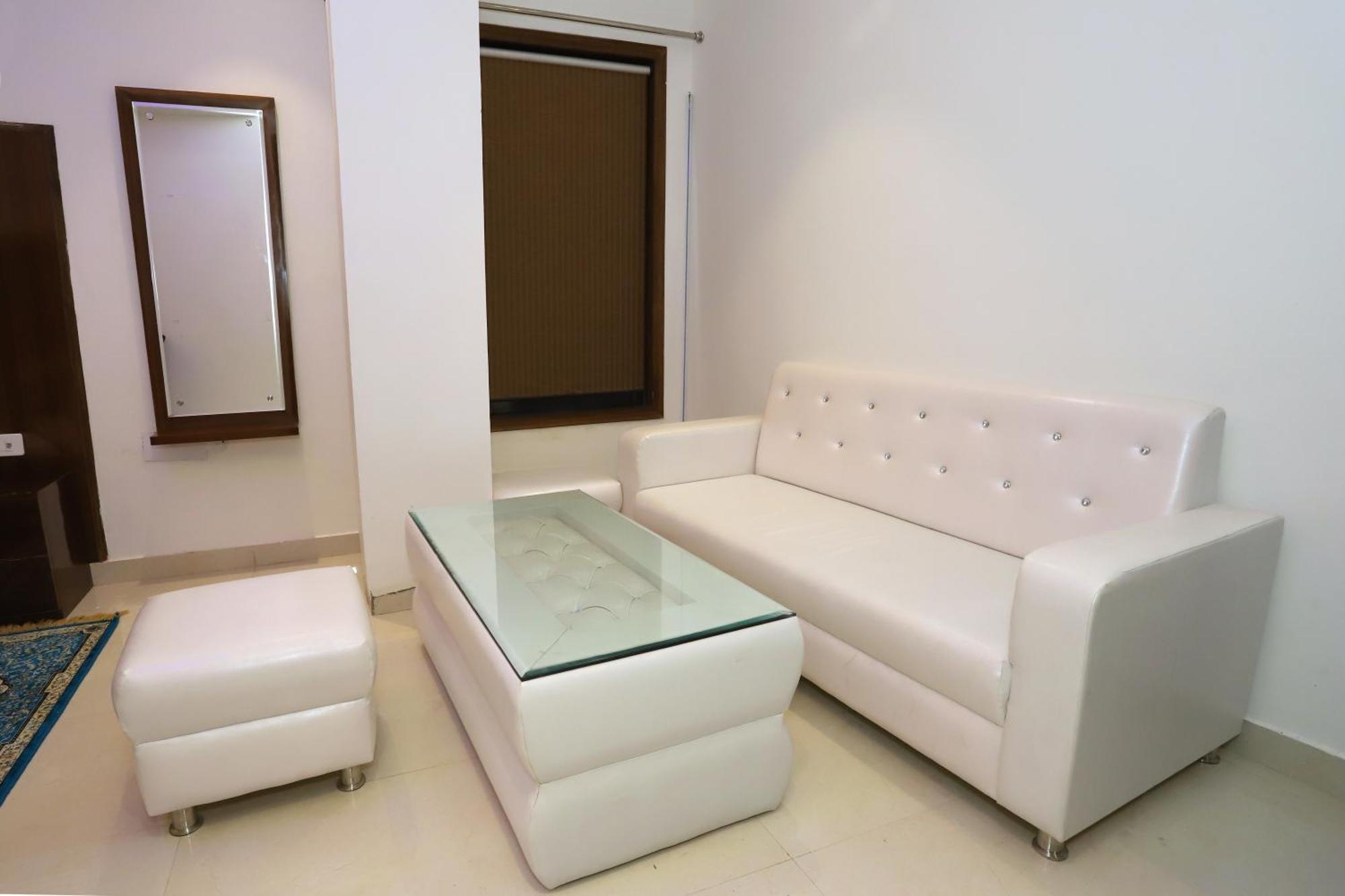 Vrindavan Guest House Yeni Delhi Dış mekan fotoğraf