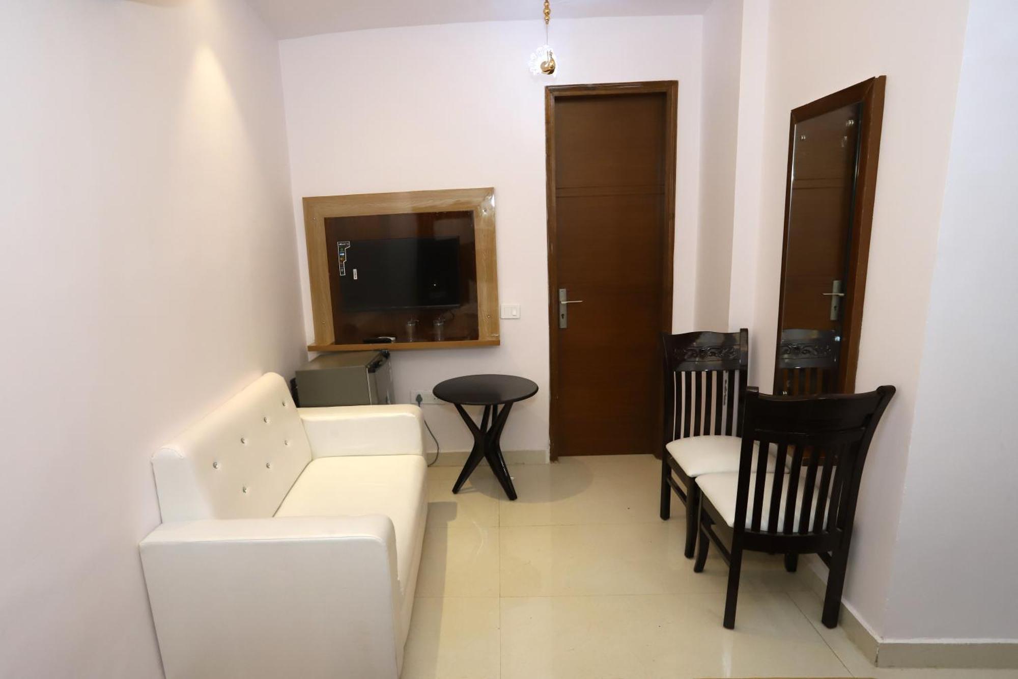 Vrindavan Guest House Yeni Delhi Dış mekan fotoğraf