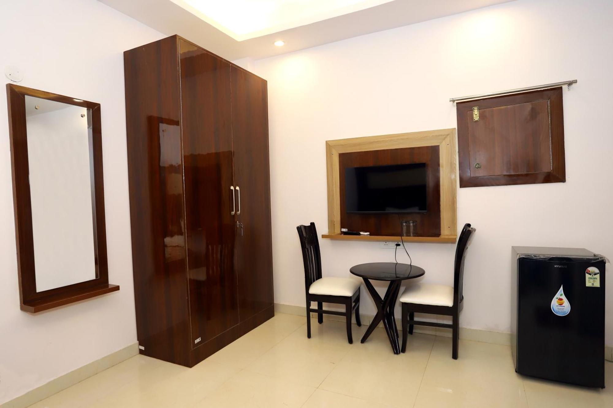 Vrindavan Guest House Yeni Delhi Dış mekan fotoğraf