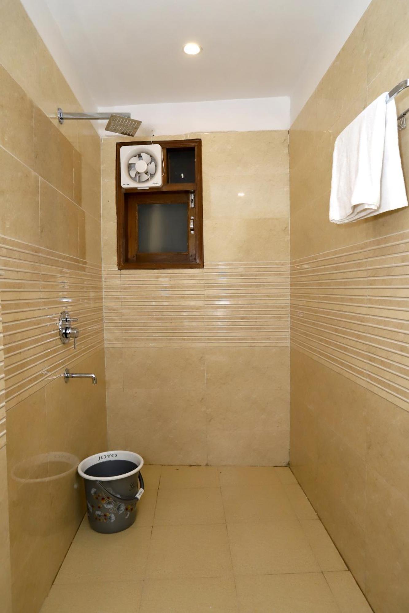 Vrindavan Guest House Yeni Delhi Dış mekan fotoğraf
