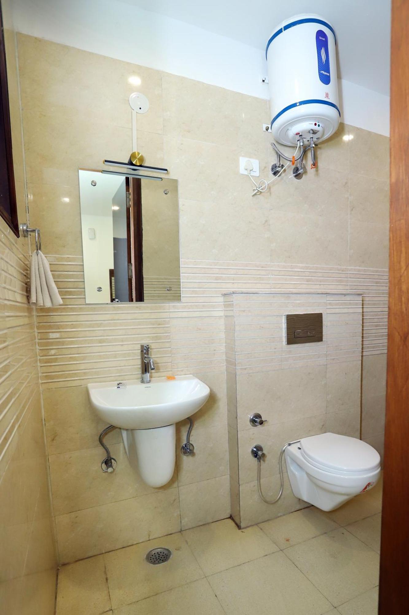 Vrindavan Guest House Yeni Delhi Dış mekan fotoğraf